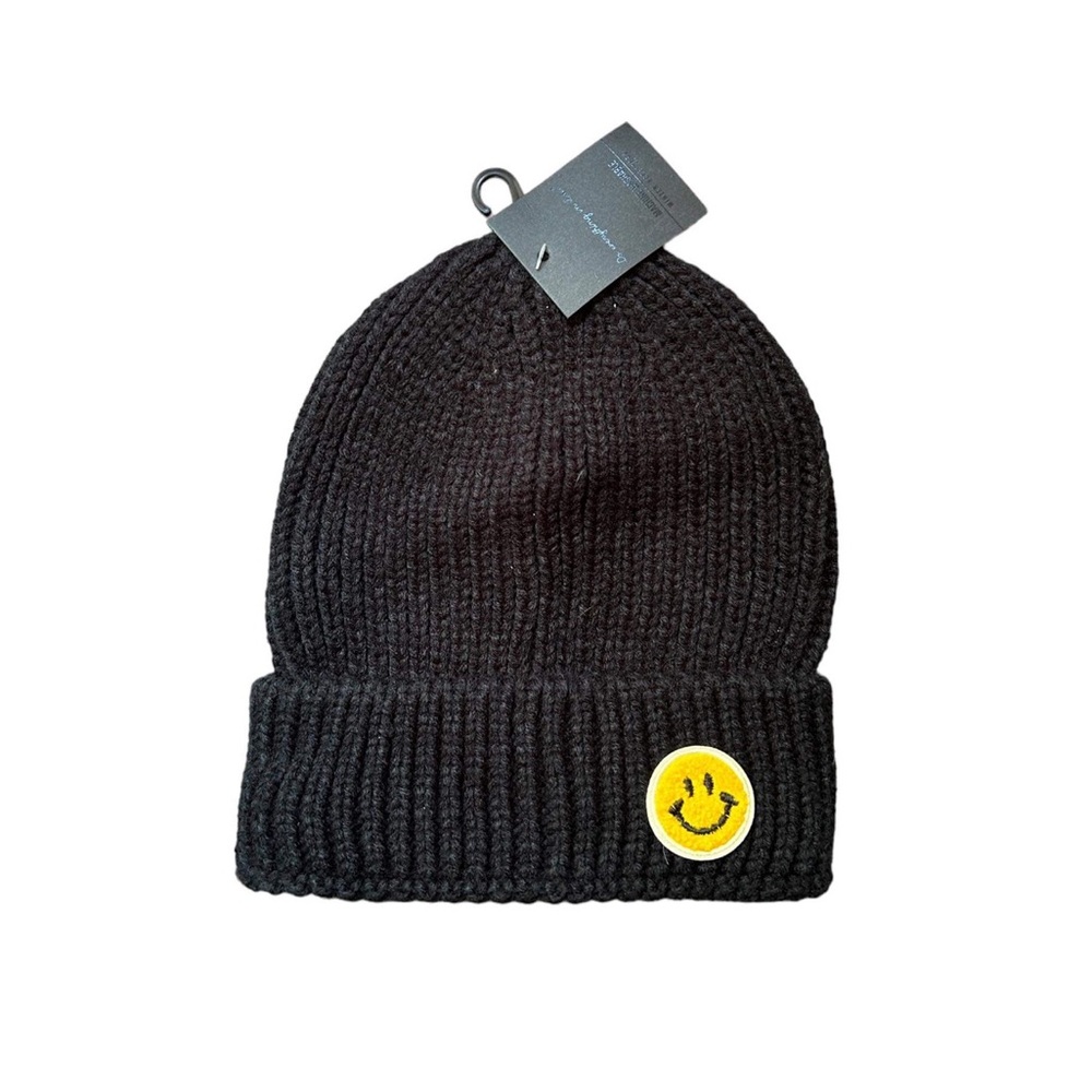 Do everything with love black beanie with smiley face NWT